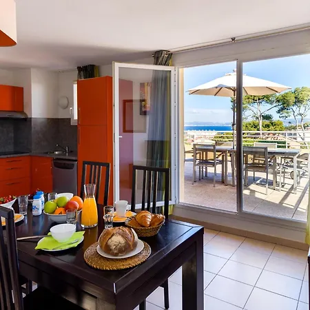 Sea View For 4 In * Six-Fours-les-Plages
